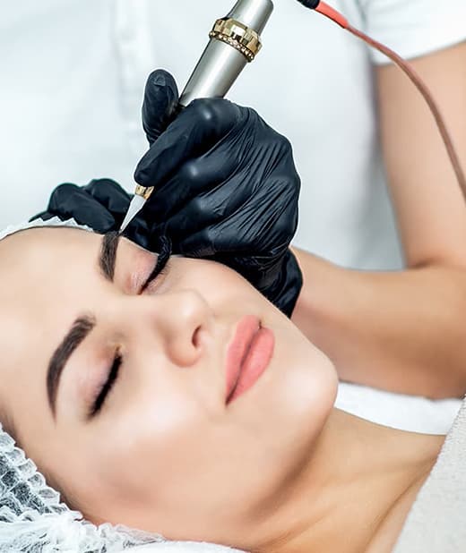 Service maquillage semi-permanent